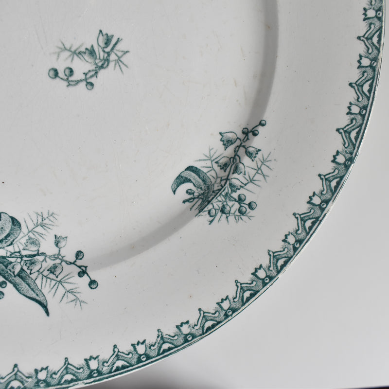 Antique serving platter, Saint-Amand et des Faïenceries de Douzies, Muguet