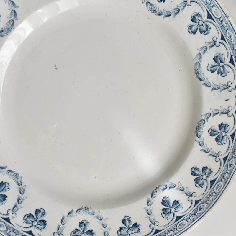 Antique plate, Sarreguemines Santiago