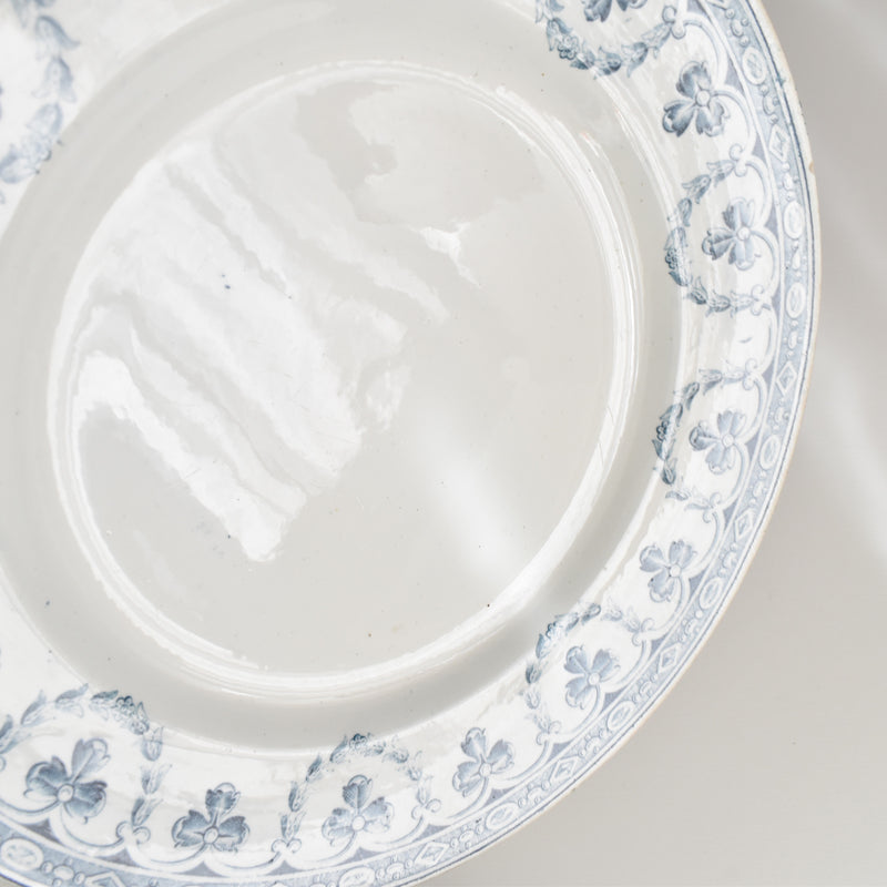 Antique plate, Sarreguemines Santiago