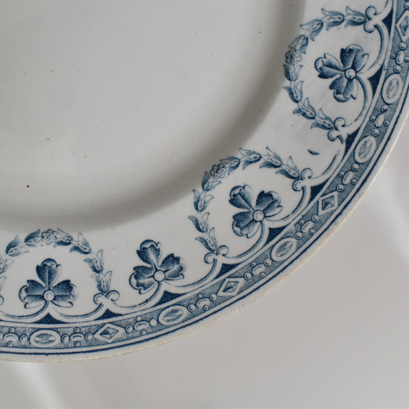 Antique plate, Sarreguemines Santiago