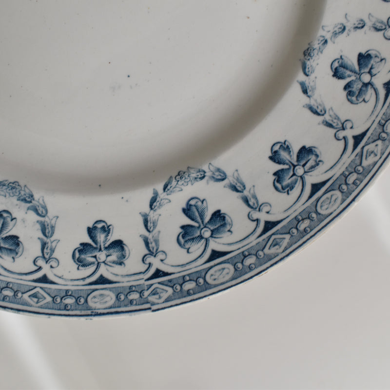 Antique plate, Sarreguemines Santiago