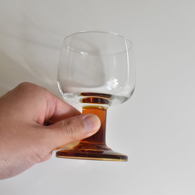 Vintage Stemmed Wine Glass (Brown)