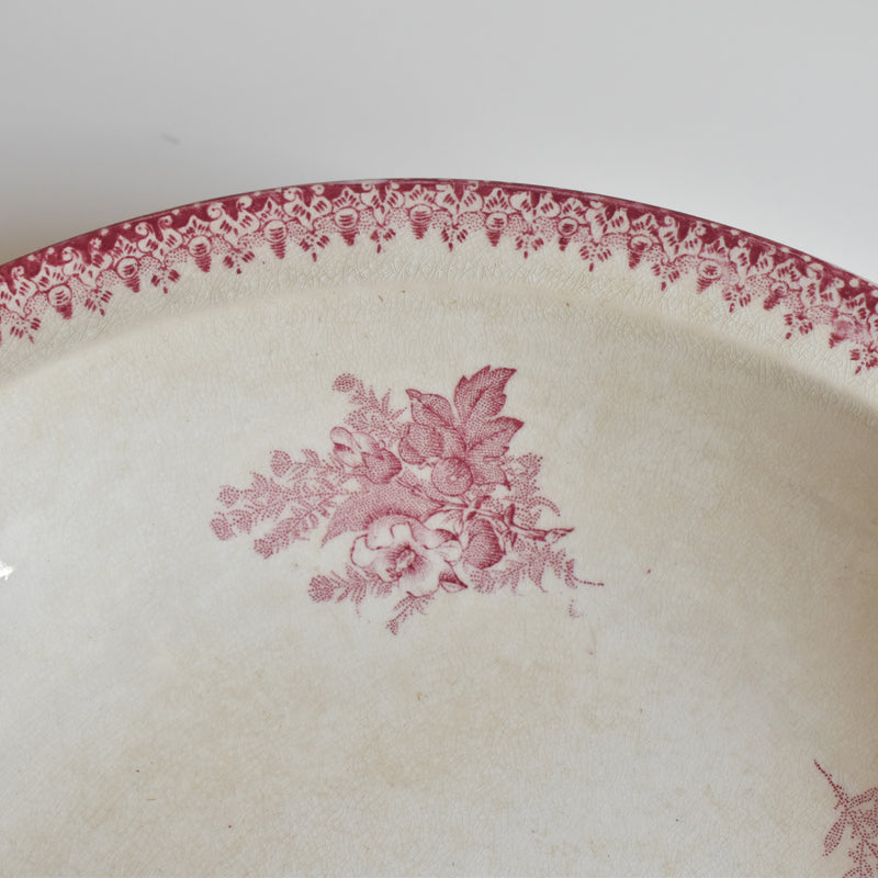 Antique Deep Dish Onand Eglantines
