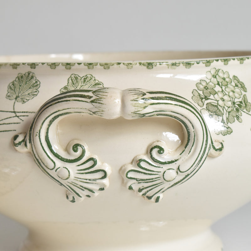 Antique soup tureen, U&C Sarreguemines, Géranium