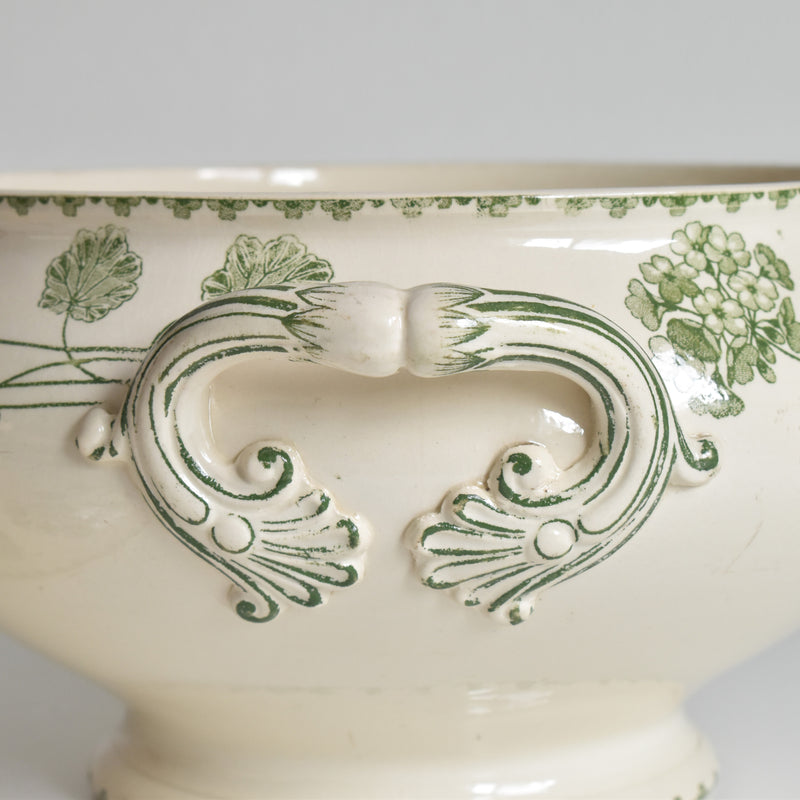 Antique soup tureen, U&C Sarreguemines, Géranium