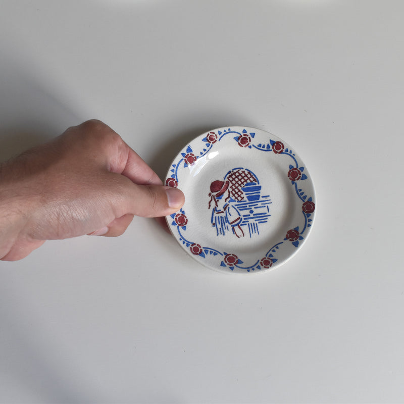 Vintage Play Food HBCM Clairmontrow Le petit Chaperon Rouge (Little Red Riding Hood) Plate E