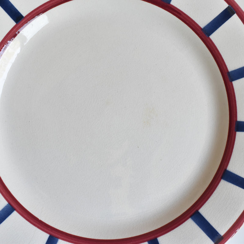 Vintage pedestal plate, HBCM (Creil-Montereua) Béarn