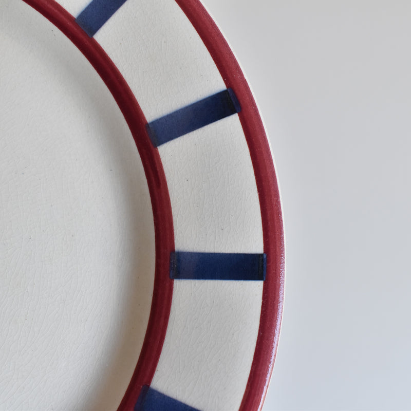 Vintage pedestal plate, HBCM (Creil-Montereua) Béarn