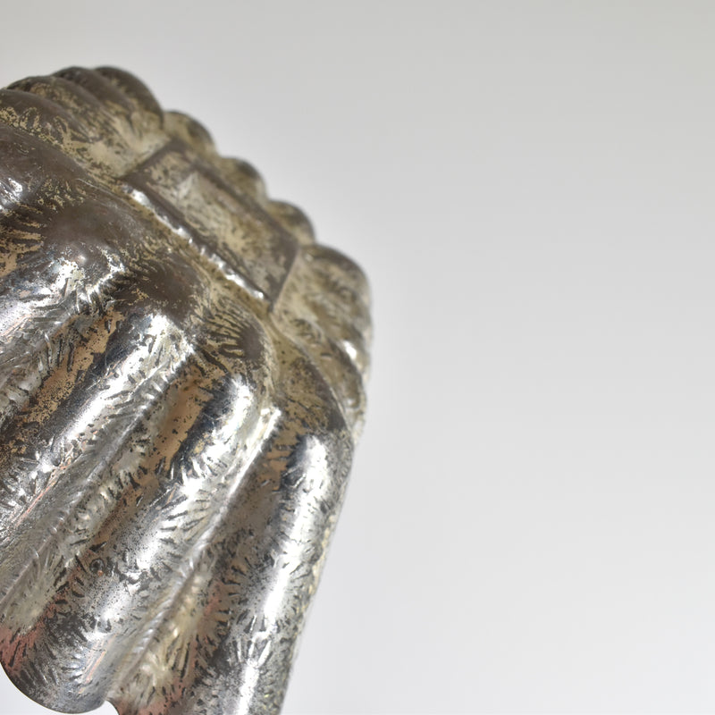 Antique cake mold: Carré