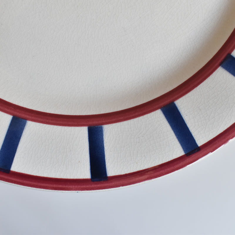 Vintage pedestal plate, HBCM (Creil-Montereua) Béarn