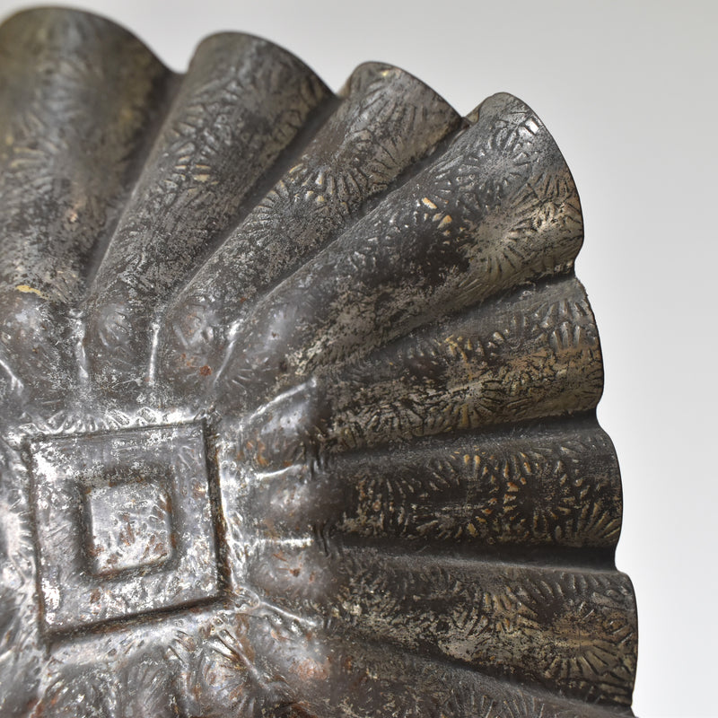 Antique cake mold: Carré
