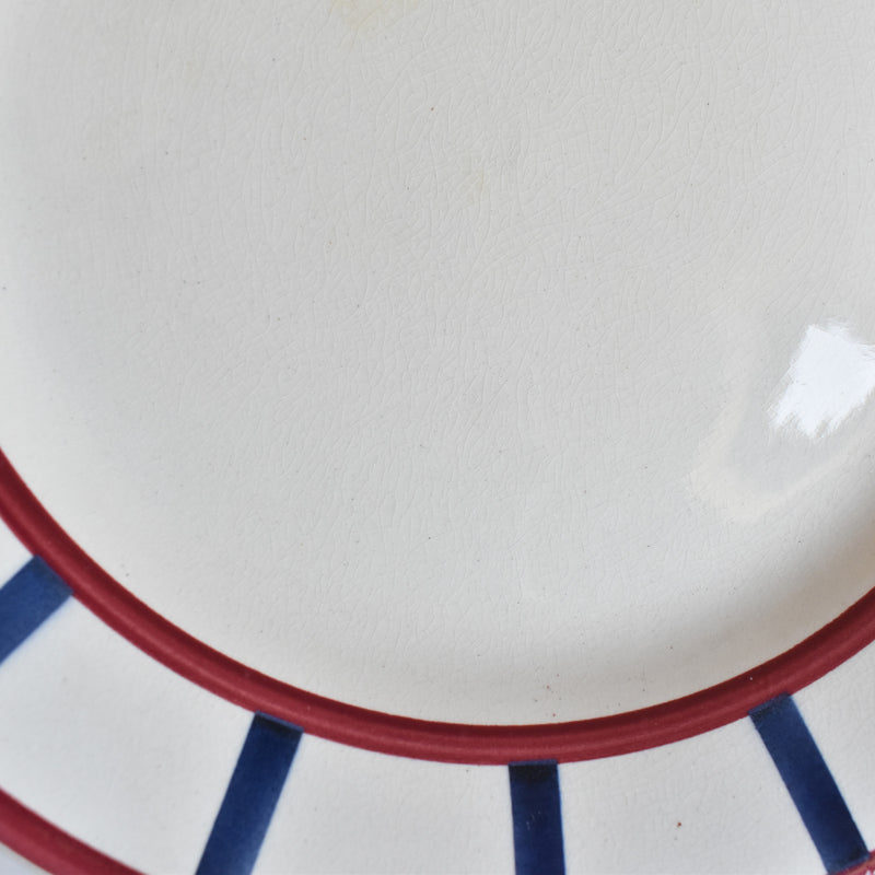 Vintage pedestal plate, HBCM (Creil-Montereua) Béarn