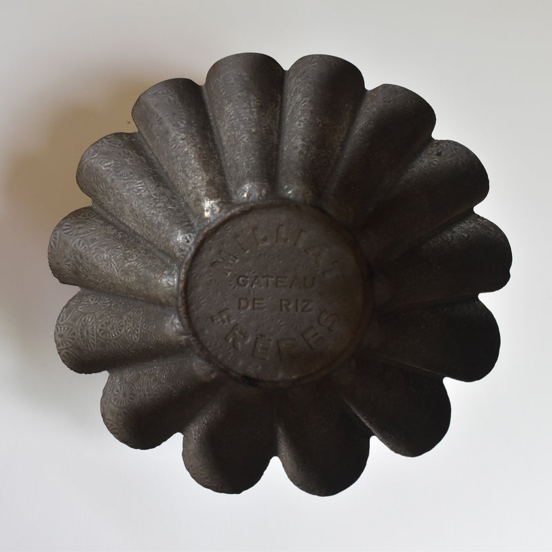 Vintage Cake Pan MILLIAT FRERES