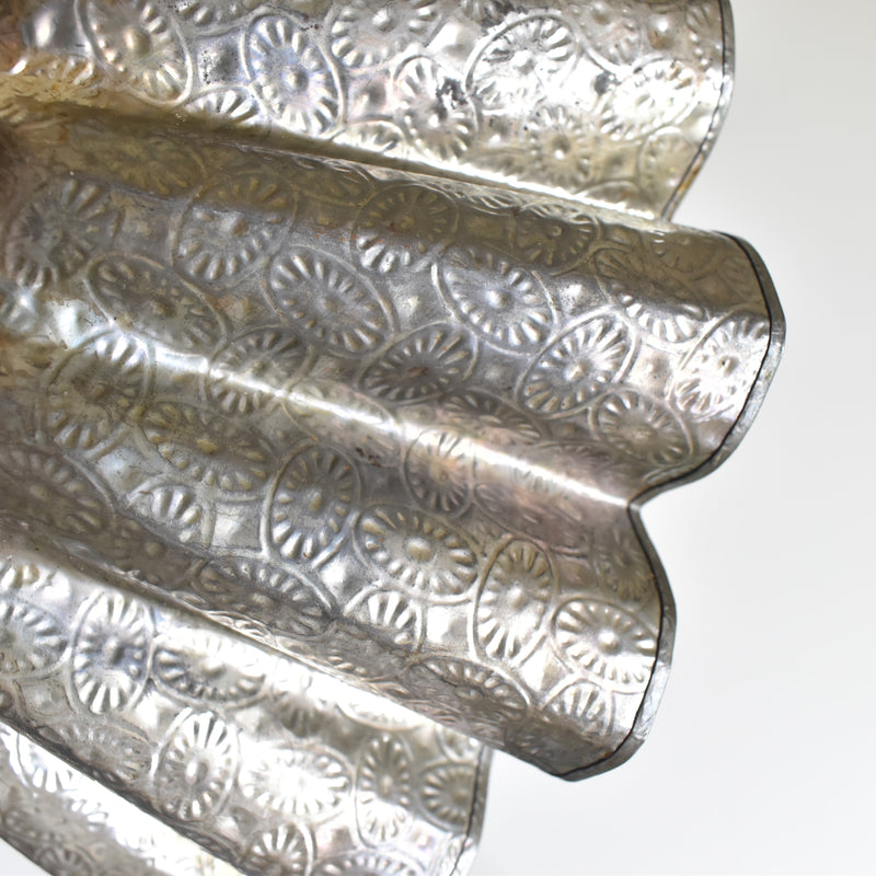 Antique Cake Pan GM