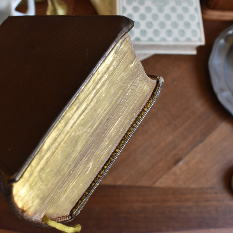 Antique book Paroissien romain tres complet