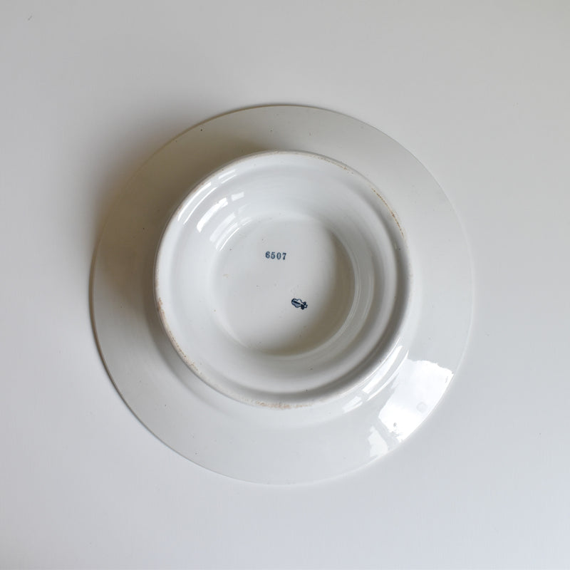 Vintage footed plate, St. Amand 6507