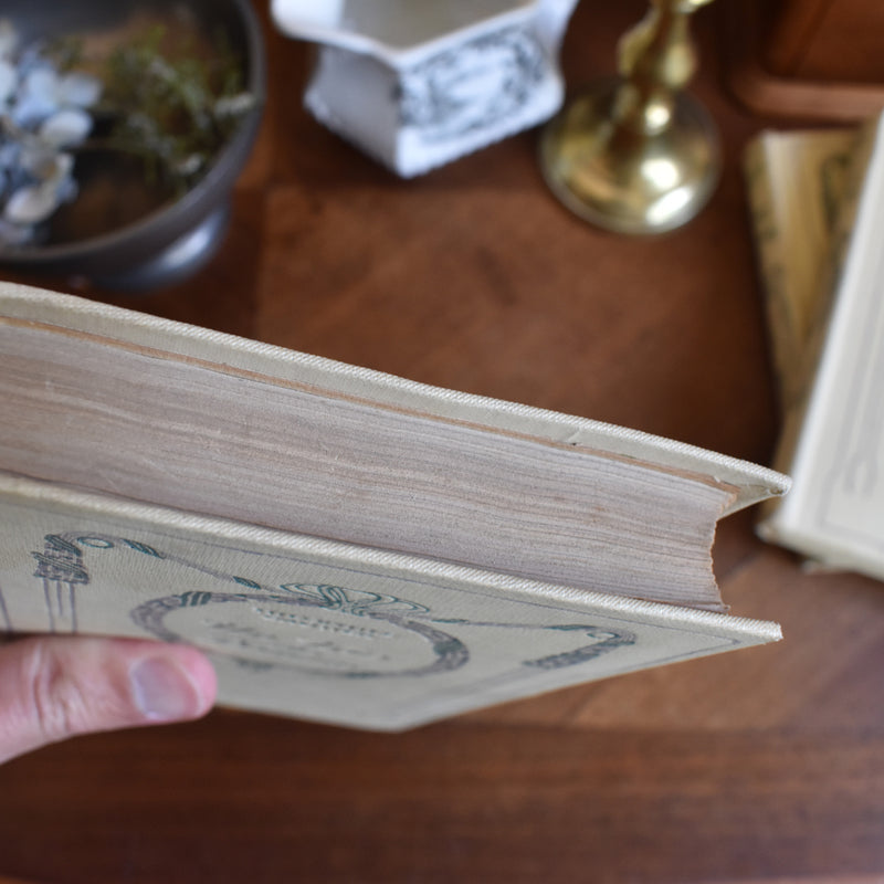 Antique Book Théophile Gautier Un trio de romans