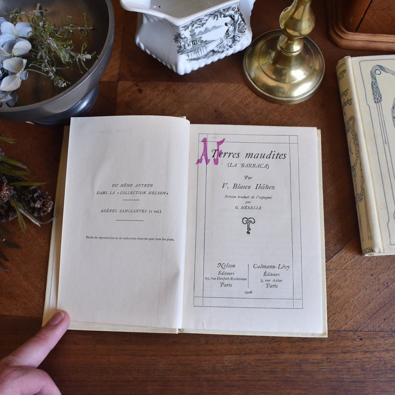 Vintage book V.Blasco Ibanez Terres maudites