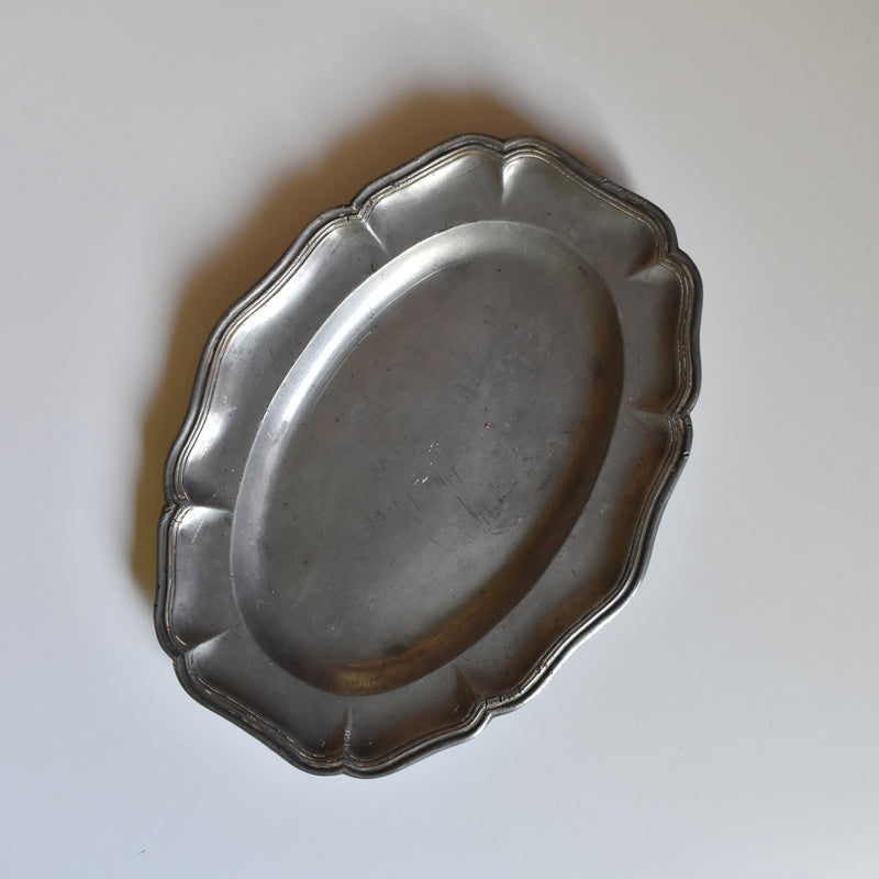 Antique Pewter Oval Flower Rim Plate A