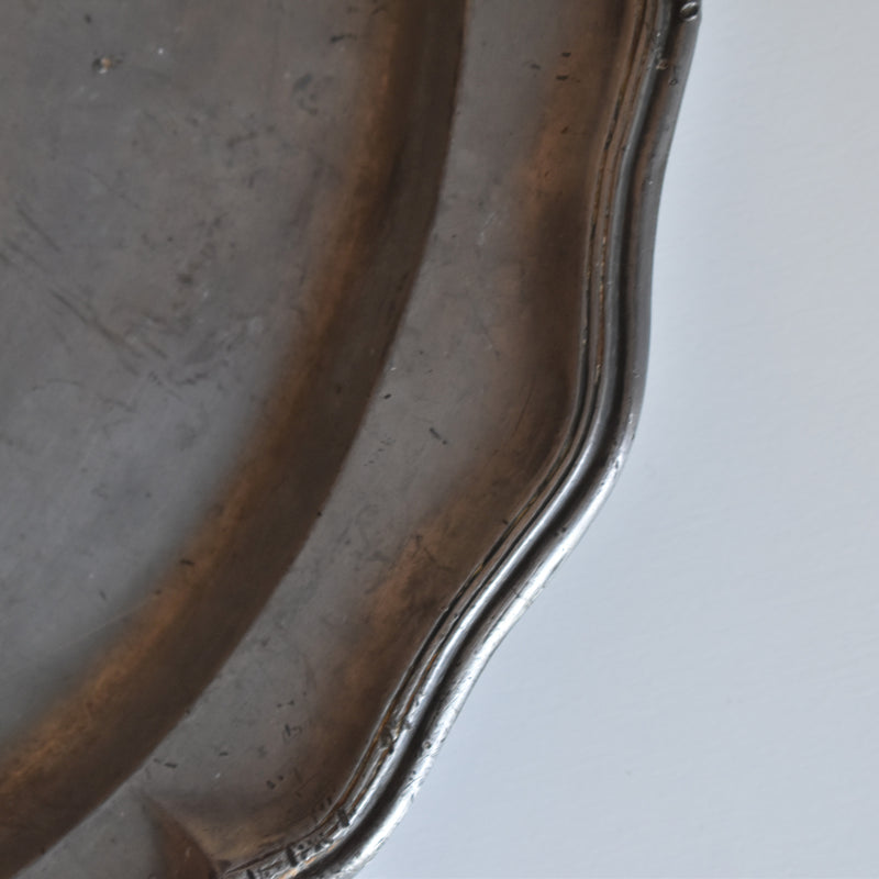 Antique Pewter Oval Flower Rim Plate A