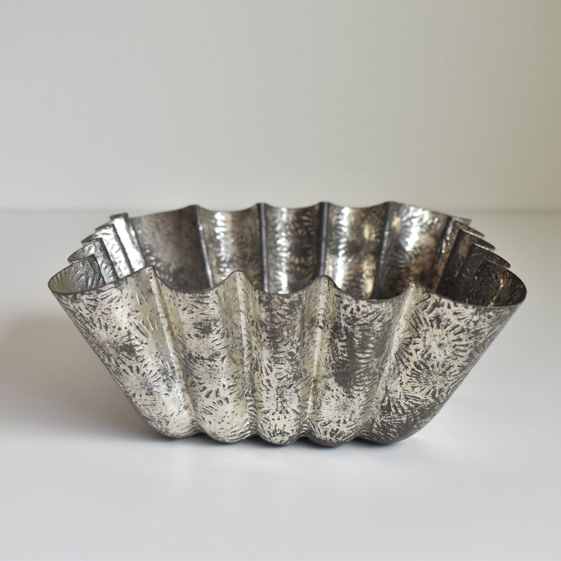 Antique cake mold: Carré