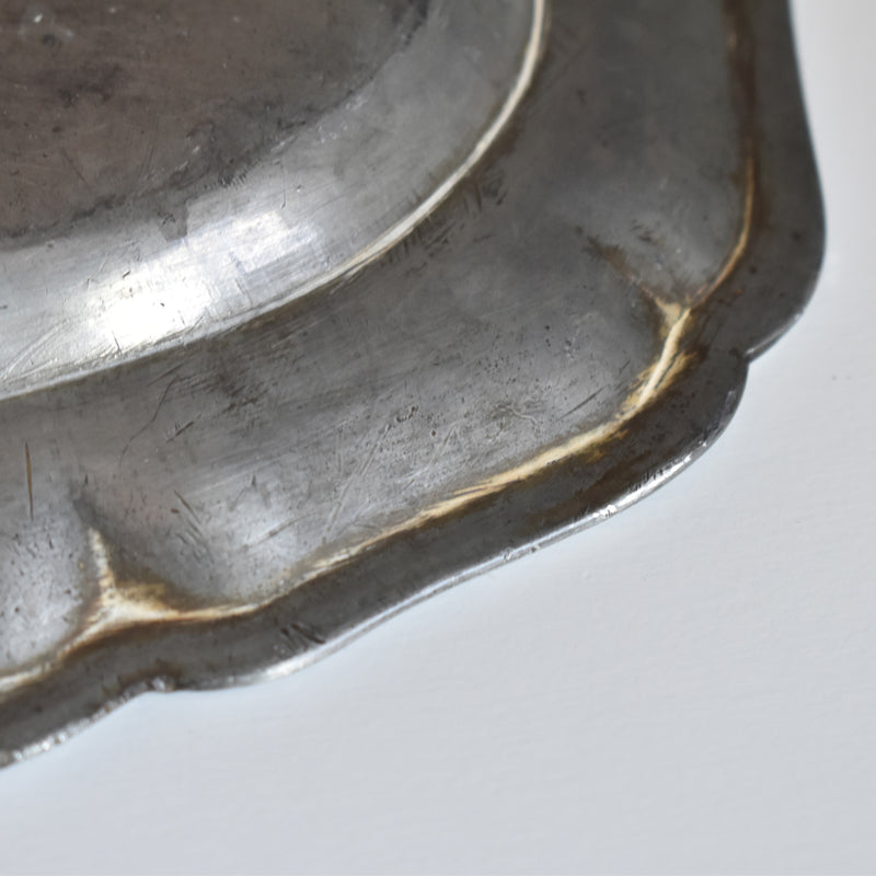 Antique Pewter Oval Flower Rim Plate A