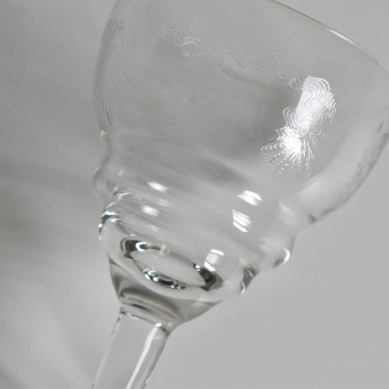 アンティーク赤ワイングラス エッチングZigZag