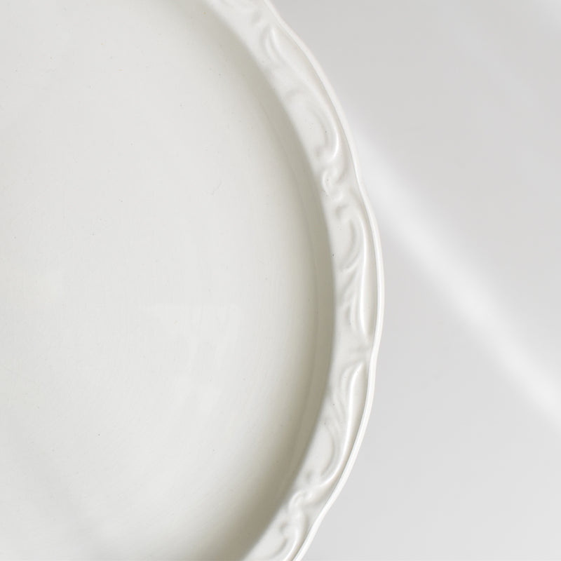 ヴィンテージプレート ディゴワン＆サルグミンヌ ホワイトレリーフ B