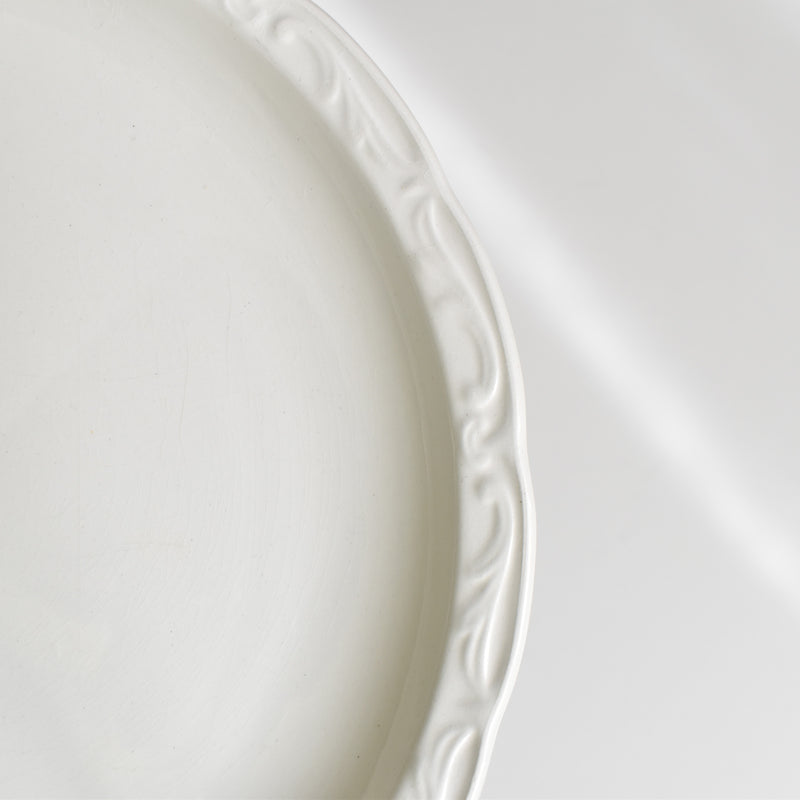 ヴィンテージプレート ディゴワン＆サルグミンヌ ホワイトレリーフ B