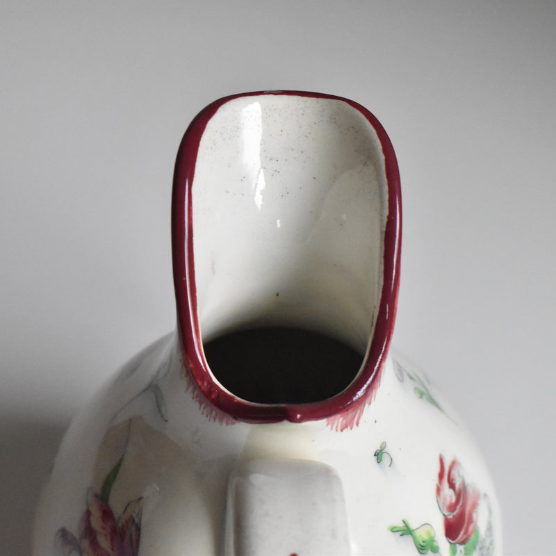 Antique Pitcher, Nant-sous-Saint-Anne