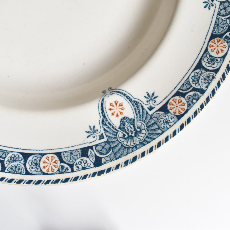 Antique Deep Plate Ronui Londres