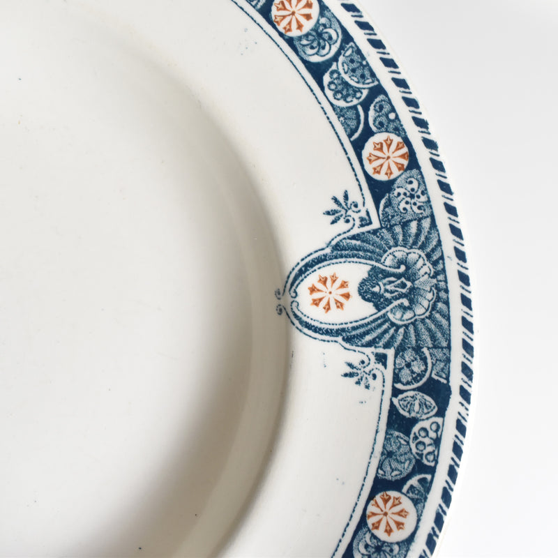 Antique Deep Plate Ronui Londres