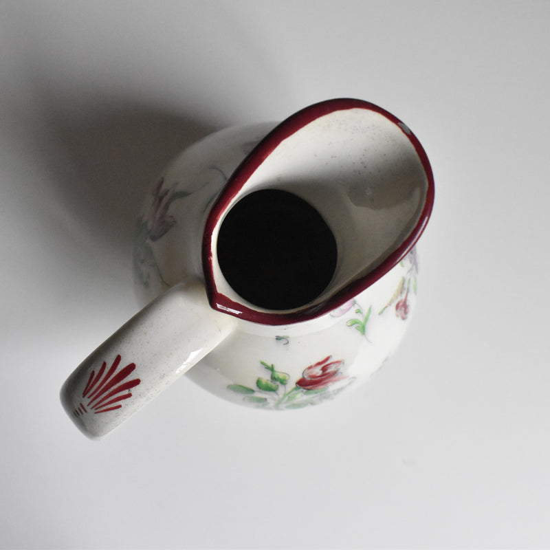 Antique Pitcher, Nant-sous-Saint-Anne