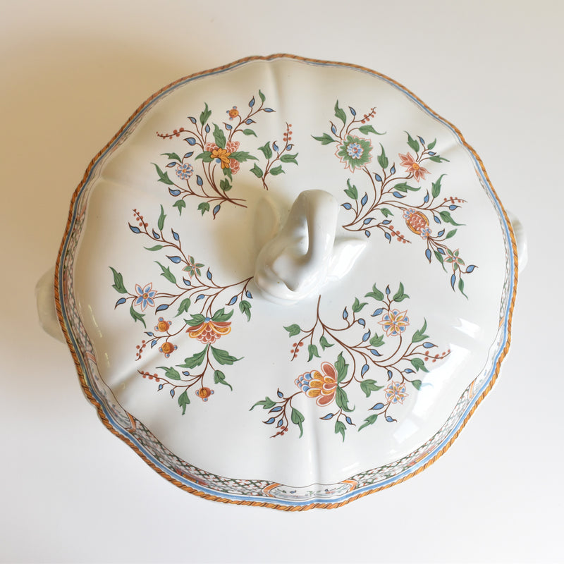 Vintage Tureen Gien Rouen "Au Sainfoin" (On display at the Osaka store)