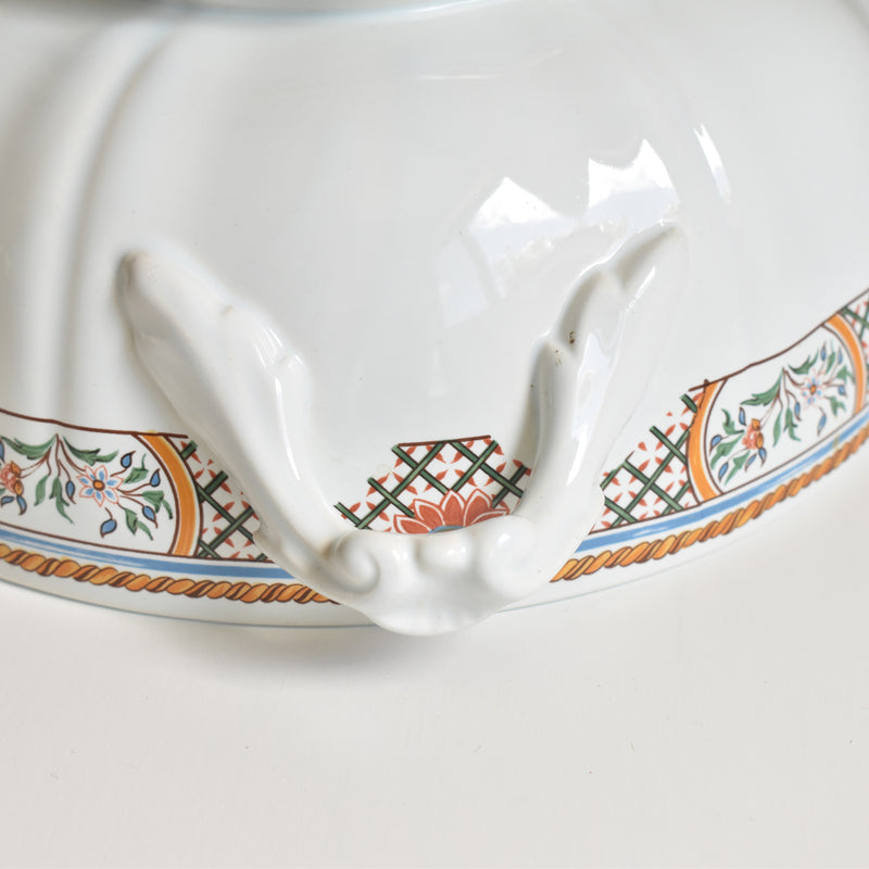 Vintage Tureen Gien Rouen "Au Sainfoin" (On display at the Osaka store)