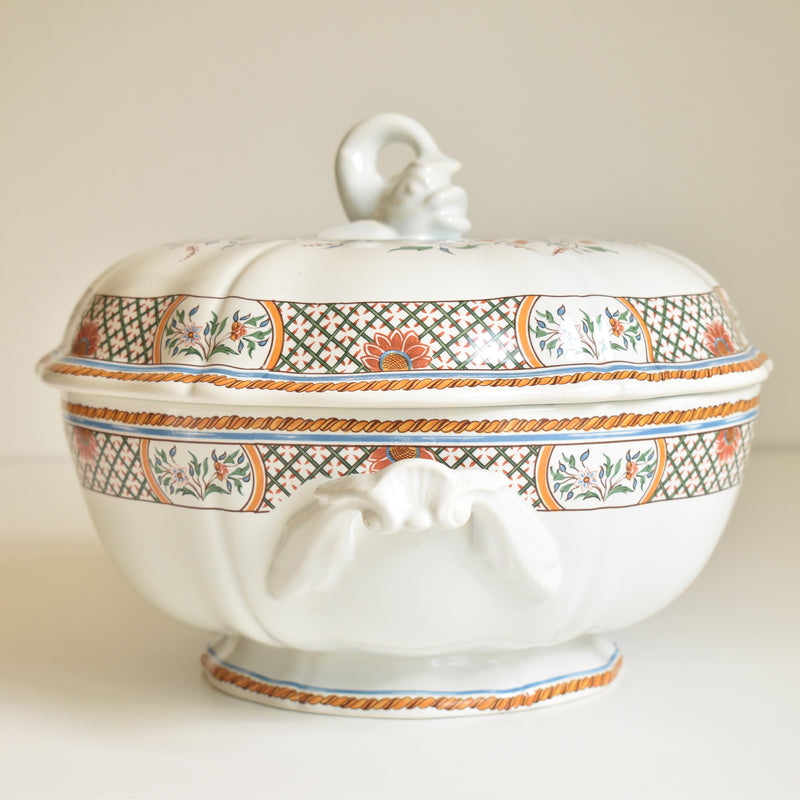 Vintage Tureen Gien Rouen "Au Sainfoin" (On display at the Osaka store)