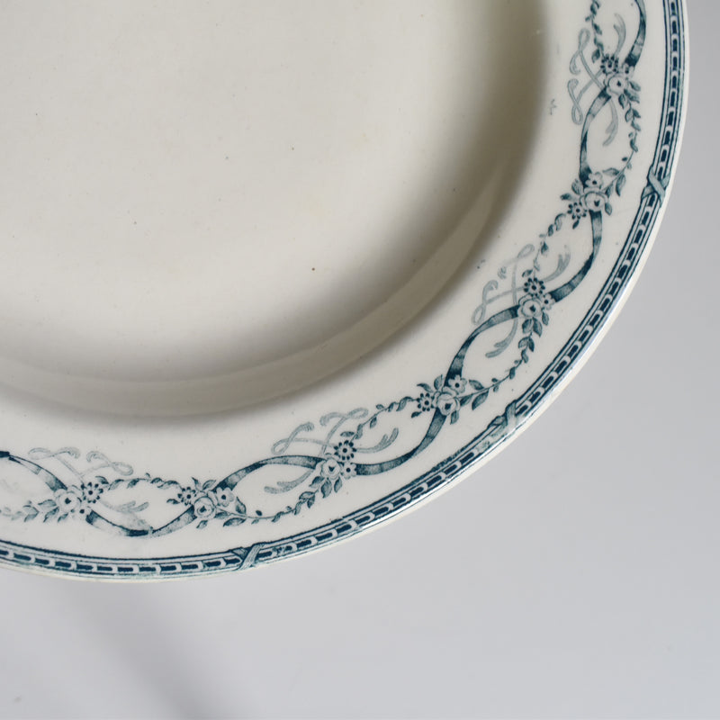 Antique deep dish, Sarreguemines Récamier D