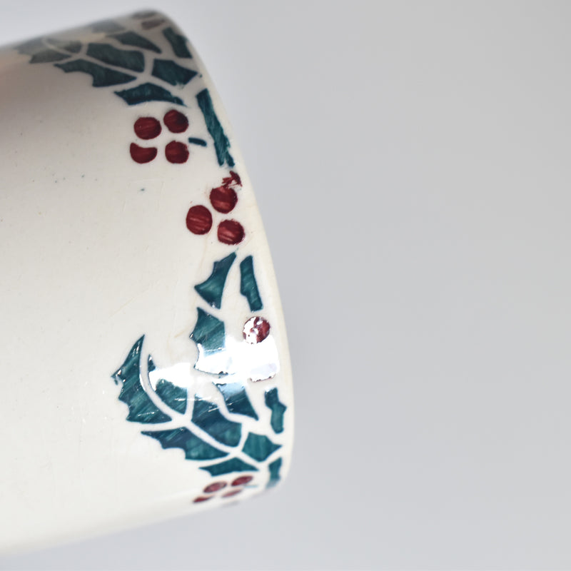 Vintage cup Houx B