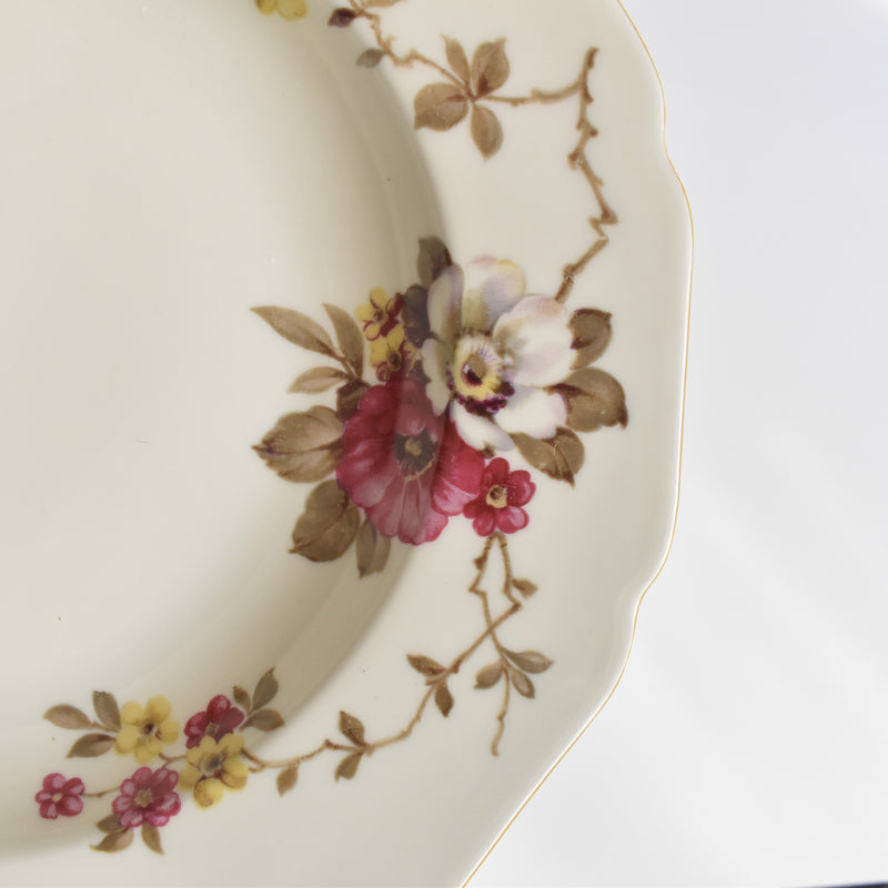 Vintage Deep Plate Hutschenreuther Germany Madelaine A