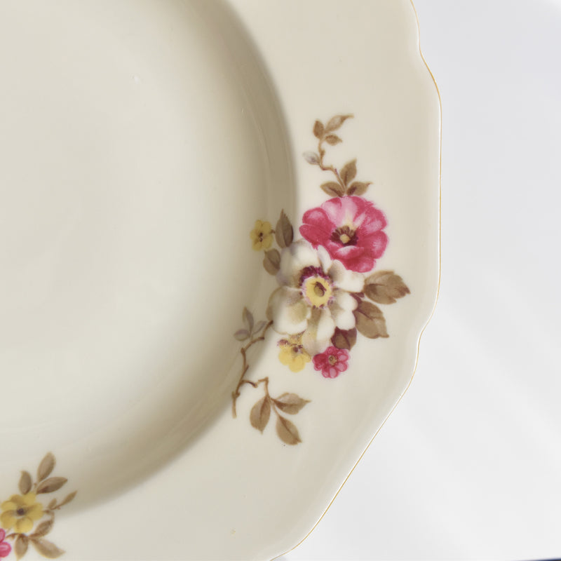 Vintage Deep Plate Hutschenreuther Germany Madelaine A
