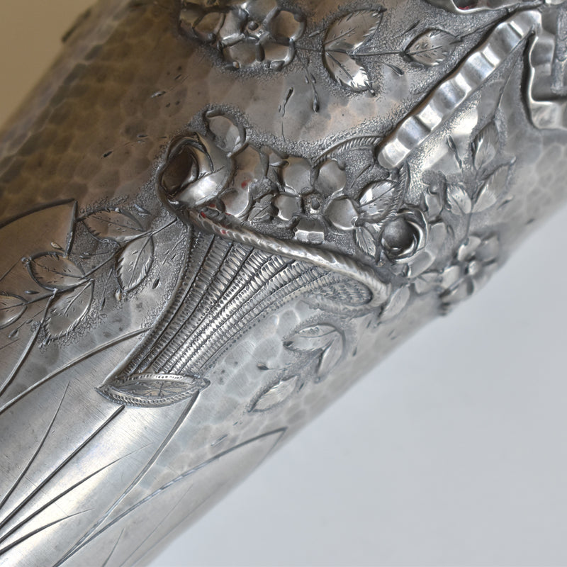 アンティークピューター 花器 A. Villien