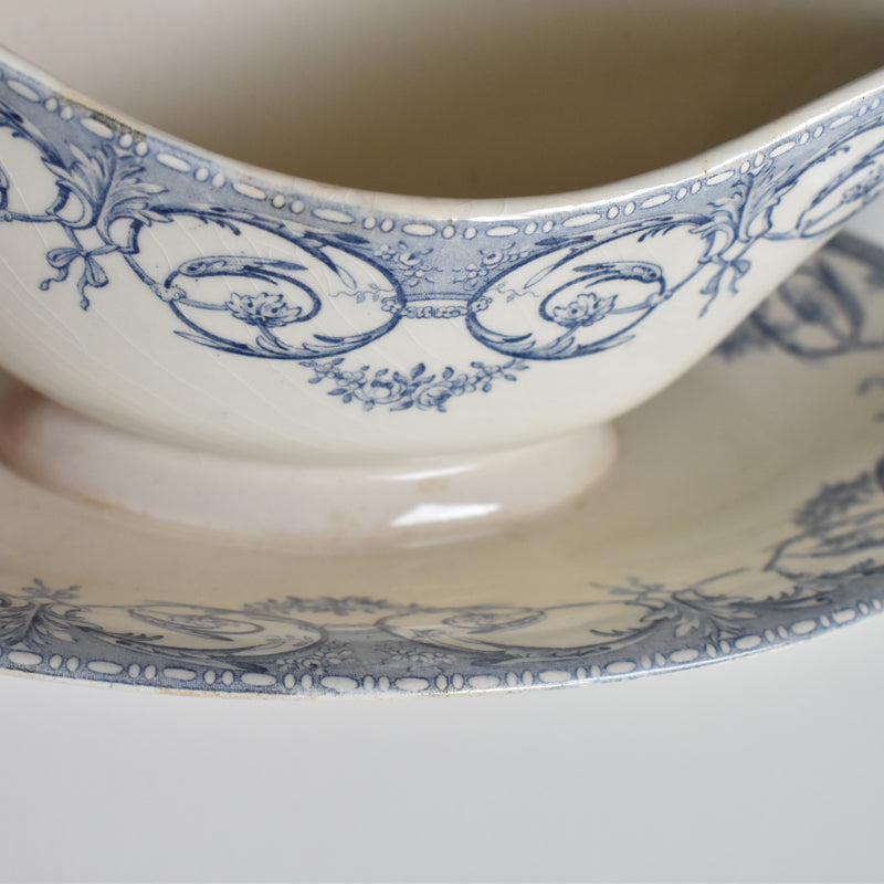 Antique Sauce Boat Creil et Montereau Dubarry