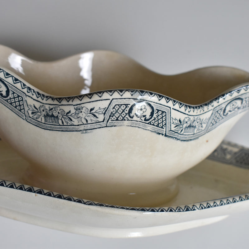 アンティークソーシエール サラン Martainville