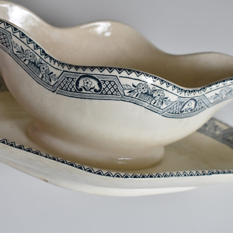 アンティークソーシエール サラン Martainville