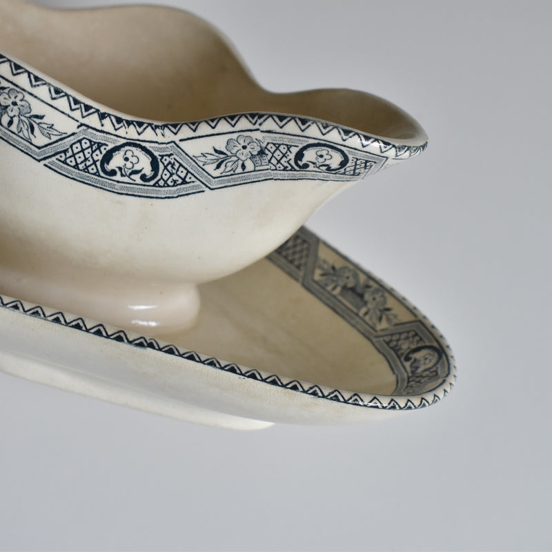 アンティークソーシエール サラン Martainville