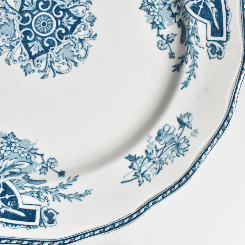 Antique Plate LG Clairfontaine Neva