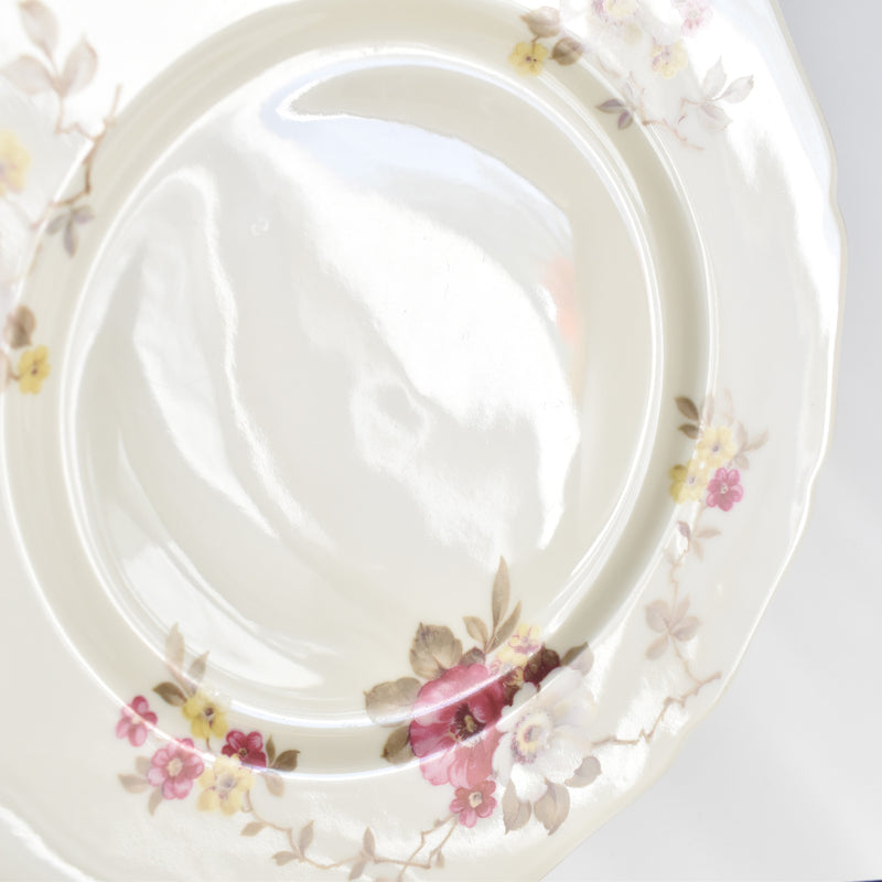 Vintage Plate Hutschenreuther Germany Madeleine A