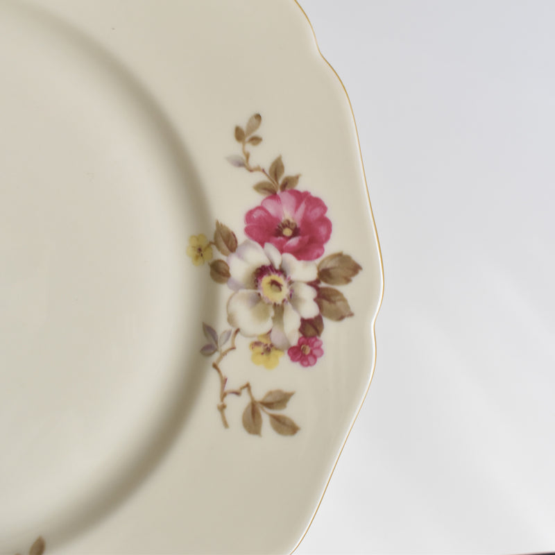 Vintage Plate Hutschenreuther Germany Madeleine A