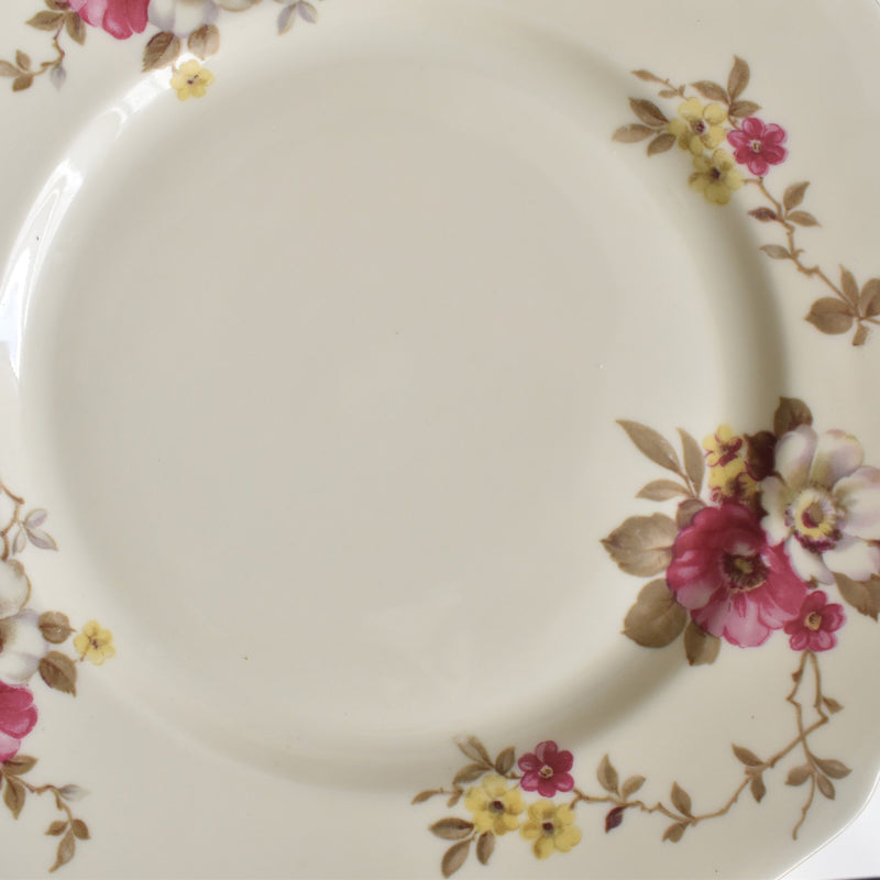 Vintage Plate Hutschenreuther Germany Madeleine B