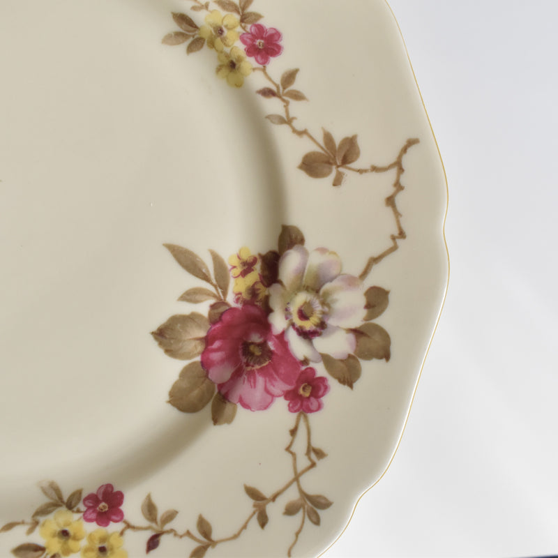 Vintage Plate Hutschenreuther Germany Madeleine B
